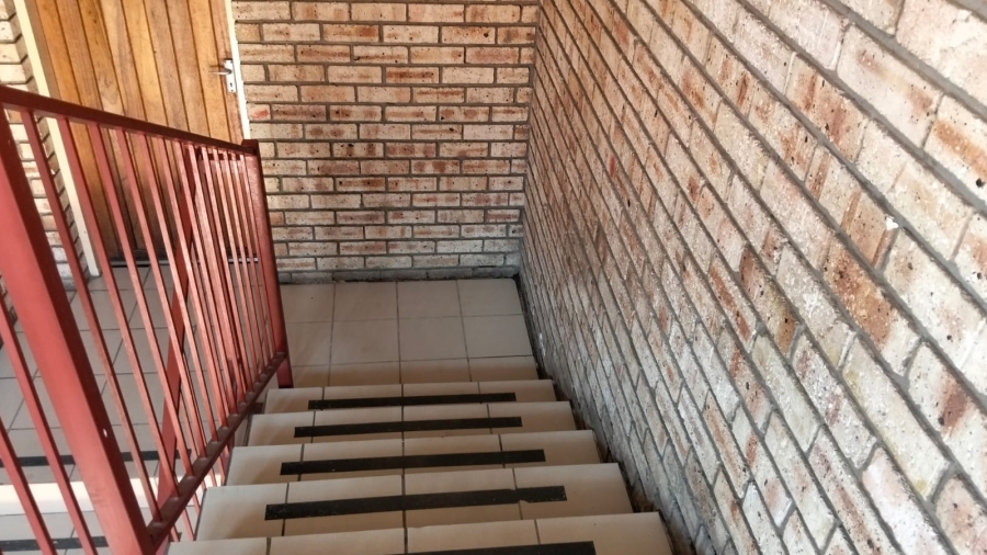 1 Bedroom Property for Sale in Rustenburg Central North West